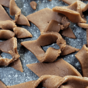 Intricately shaped raw dough